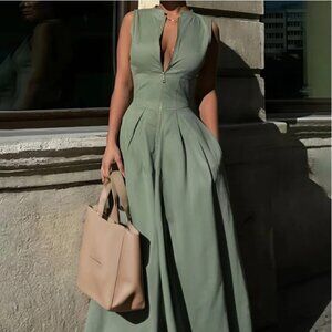 New With Tags Uoozee High Waisted Jumpsuit